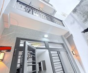 Lạc long quân - 3 tấm nhà mới ở ngay - chỉ 3.2 tỷ