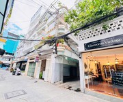 Quận 1: chính chủ 0938676685 bán chdv cao cấp mặt tiền hxh trần hưng đạo, p.cầu ông lãnh- ngang lớn