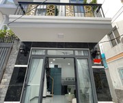 Hẻm xe hơi đỗ cửa - khu vực dân trí cao - đối diện khu cityland nhiều tiện ích - 4.65 tỷ