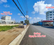 Cần bán 450m2 nhà 4 tầng có hầm để xe đối diện trường đh phạm ngọc thạch