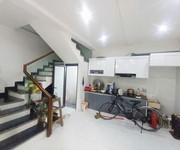 Chính chủ nhờ bán căn nhà xây độc lập tại ngõ Phủ Thượng Đoạn, thông sang vườn Mơ và Bùi Thị Từ Nhiê