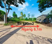 Bán đất 440m2 diện tích rộng - cách quốc lộ 14b tầm 200m - di chuyển ra chợ chỉ từ vài bước chân