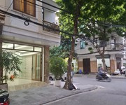 nhà phân lô 918 quân đội   vỉa hè, ô tô tránh   thang máy   gara 2 ô tô   view hồ phúc đồng