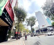 Quận 1: chính chủ 0938676686 bán tòa nhà 8 tầng mặt tiền thi sách view toàn cảnh sg- dt 76m2 nở hậu