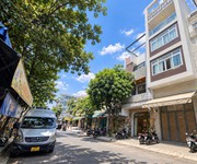 Mặt phố lõi cư xá bình thời - 4.5x18m - 5 tầng kinh doanh đa ngành