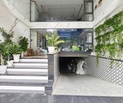 Bán nhà mặt tiền lê niệm - gần nguyễn sơn, 6,1x19m, 7 tầng   hầm, hđt 50 tr, sỏ a4, 22,9 tỷ