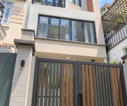 Nhà trung tâm quận 10   ngang hiếm 4.4m nở hậu   hai mặt hẻm hxh   sát cmt8