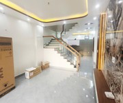 Nhà 3 tầng xây mới oto đỗ cửa ngày đêm