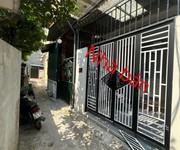 Nhà dân ngọc thụy 5 tầng mới xây ô tô vào cửa