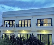 Nhà phố riêng 2 tầng   chỉ cần 300 triệu nhận nhà, trả góp 20 triệu/tháng không lãi suất