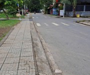 Hàng hiếm tân xuân   1.400m  mặt tiền đường nhựa   720m  thổ cư