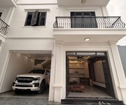 Bán nhà 3 tầng   có gara ô tô   ô tô vào tận nhà