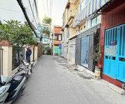 siêu phẩm mặt tiền chợ bình triệu - ôtô tránh ở ngay.