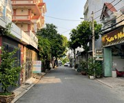 Nhà 3 tâng - diện tích  khủng 117m    xe tải đậu cửa thông    1 xẹt ngắn  lê văn khương   chỉ 9,3
