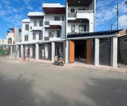 Nhà đẹp 2 lầu khu dân cư p hóa an cũ giá bán 5,5 tỷ thương lượng