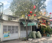 Bán 3 căn liền kề 12x18.5m mặt tiền đào cam mộc p4q8. giá: 24 tỷ