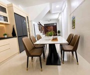 Bán nhà đẹp ngọc lâm- ngõ thông- nông 40m 4 tầng hơn 7 tỷ tl