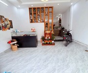 Bán nhà 2 lầu ngay trung tâm biên hòa , phạm văn thuận cách 100m giá 4,9 tỷ
