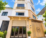 Chỉ 8.2 tỷ   nhà mới 5 tầng dts 200m    hẻm xe hơi thông   gần aeon mall tân phú