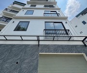 Chỉ 5 Tỉ, Nhà Mới Bát Khối, Ô tô Đỗ trước Nhà, Ngõ Rộng, 40m x 5 tầng, Tiện ích Vô vàn