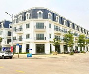 Huế vào mùa mưa mà đường ở Phú Xuân City vấn khô ráo như thế này đây cả nhà ơi