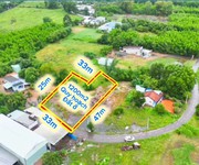 Hàng nghỉ dưỡng gần biển diện tích 1.200 mét vuông có 80 thổ cư mặt tiền nhựa được 31 m