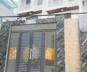 Nhà phố ngang đang hoàn thiện tại quận 12,tp hồ chí minh
