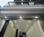 Hiếm, Nhỉnh 6 tỷ, Nhà Mới Gần 40M x 5 Tầng Thang Máy, tại Long Biên, Vài bước Ra Phố.