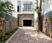 Gần lý phục man - biệt thự sân vườn 155m2 - 3tầng 4pn lớn - gara ô tô, nở hậu 7.2m - 18tỷ