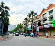 Mặt tiền kinh doanh - trần trong cung - 5tầng 130m2 4pn, ngang 5m, sát vincom - nhỉnh 22tỷ