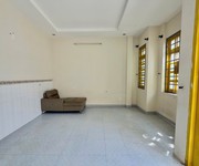 Lô góc 2 mặt thoáng   nhà mới 2 tầng   hẻm ô tô gần 5m   tl19   4,05 tỷ