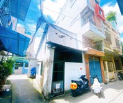 Nhà cách mạng tháng tám, quận 3, 3.2 x 12.5m  40 m2 , 5 tỷ