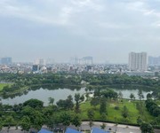 Căn chung cư cao cấp, vị trí trung tâm, ban công view hồ nước, khu dân cư văn minh