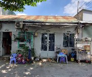 Bán nhà quận 7 - nguyễn văn linh 97m2 cấp 4 sẳn dòng tiền 20tr/tháng, ngang 5,4m - hẻm xe tải - 8.5