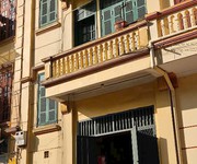 Cho thuê gấp nguyên căn hồng mai 40m, 4 tầng, mặt tiền 5m, 13tr/th hai bà trưng.