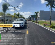 đồng giao sáng nay rộn ràng   nhà đầu tư đổ về xem đất