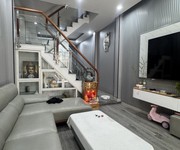 ♪ kiệt 2.5m thẳng gần mt điện biên phủ, 41m2 2 tầng đẹp, nhỉnh 3 tỷ