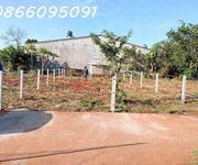Bán đất tại đường lò rèn, long hòa, 915m2, giá tốt chỉ 6tr/m2, view đẹp
