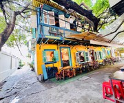 Quận 1: chính chủ 0938676685 bán nhà 3 tầng căn góc 3 mặt tiền hxh đinh tiên hoàng- dt 133m2 ngang