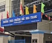 Căn góc 2 mặt tiền đường 6m gần biển, có sẵn 3 căn nhà đang cho thuê dòng tiền