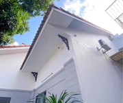 Cần bán villas   trưng nữ vương, hải châu, đà nẵng dòng tiền sẵn: 30 triệu/tháng dt: 286m , ngang