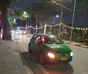 Chính chủ cần  bán nhà mặt đường bưởi   3 tầng, đang cho thuê kinh doanh