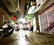 Bán nhà dts  83m2- chỉ 6.8t- đ.đoàn văn bơ- gần chợ xóm chiếu- ngay tòa nhà đinh lễ- giao thương
