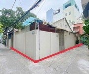 Bán nhà lô góc - hẻm 4m huỳnh văn bánh - gần phan đình phùng, 5,2x17m, cấp 4, 10,6 tỷ.