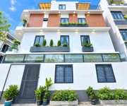 Nhà góc 2 mặt thoáng, khu đồng bộ, hẻm xe hơi, nội thất đẹp, chỉ hơn 7 tỷ