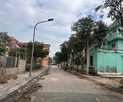 Bán đất tặng khách sạn 3 tầng, gồm 17 phòng, vị trí cực đẹp trên đường lưu quang vũ.