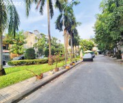 Ngộp bank bán đất tặng bt 2 tầng, đường đôi có cv trước nhà, khu vip dân trí cao chỉ 130tr/m2