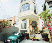 Tòa nhà góc 2mt lê quang định bình thạnh, hầm 7 tầng siêu đẹp dòng tiền cao
