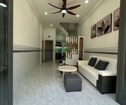Hưng phú p9 q8 - 35m2 - 2 tầng - ngang 3,3m nở hậu 4,8 x 9 - giá 4 tỷ nhỉnh