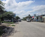 Chính chủ cần bán lỗ lô K20 Mỹ Phước 3 đối diện chợ, dân cư đông đúc.